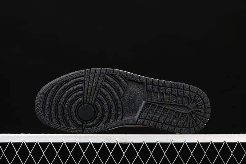 All categories Air Jordan Jordan series basketball shoes Air Jordan 1 High H version Air Jordan 1 Retro High OG "Gym red" AJ1 Joe 1 black and white red 555088-061